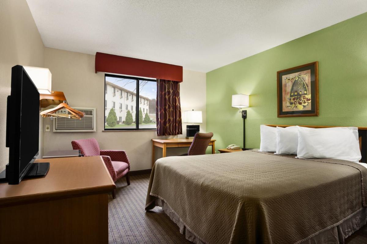 Travelodge by Wyndham Battle Creek - Housity