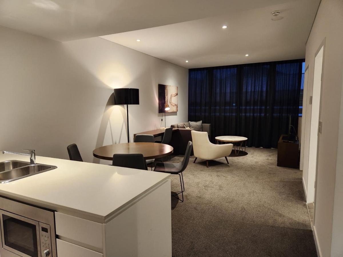 Chatswood CBD Modern Apartment - Housity