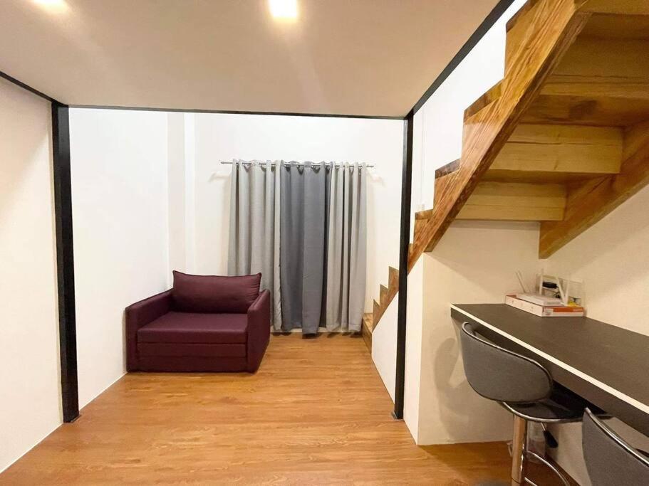 Loft bed @ mega tower 3 - Housity