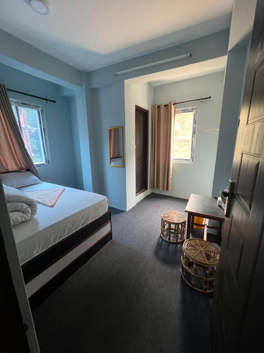 Godawari Hotel and Guest House - Housity