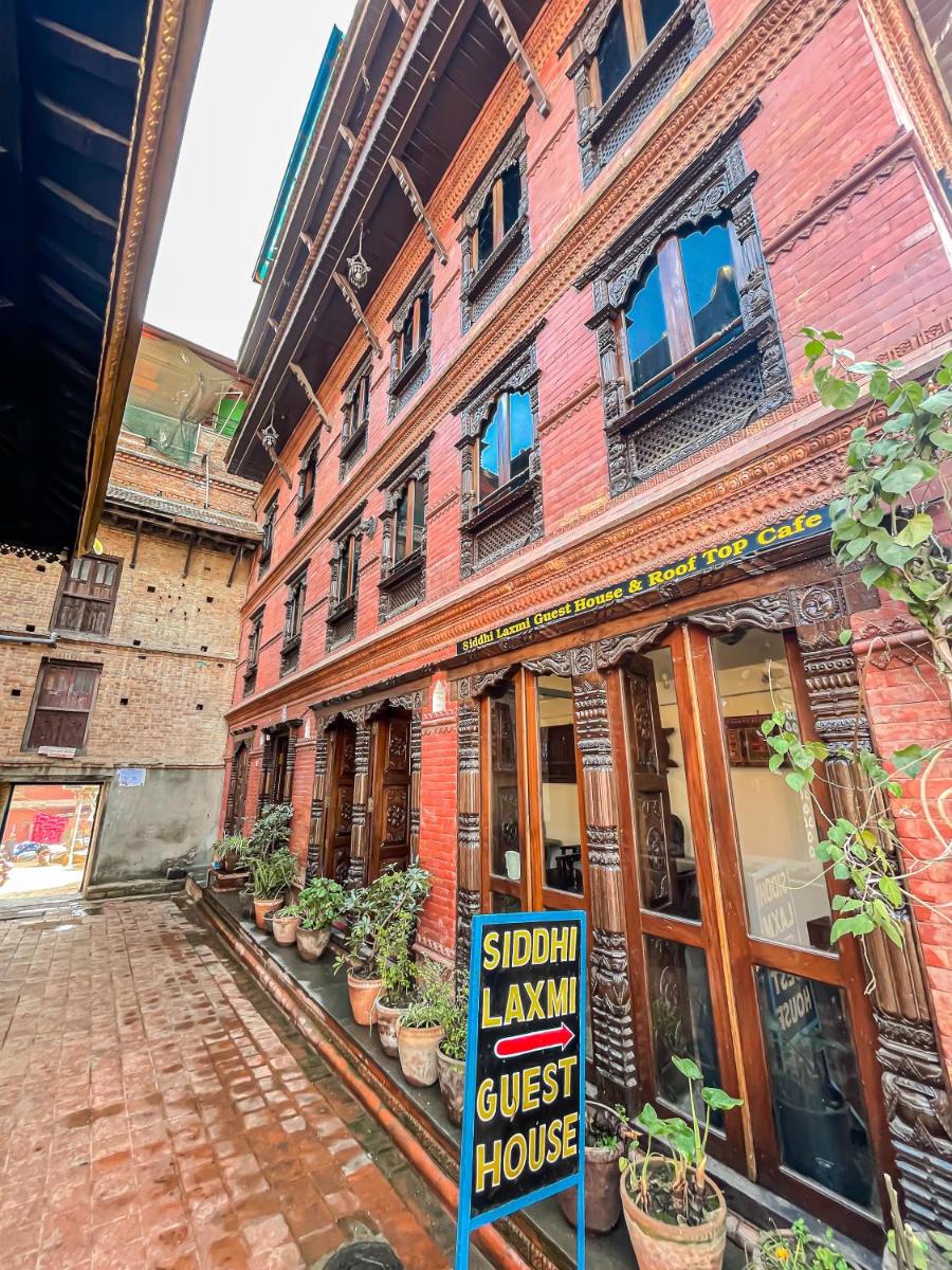 Siddhi Laxmi Guest House - Housity
