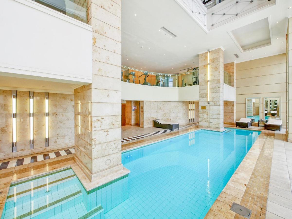 Apartment at Michelangelo Towers - Housity