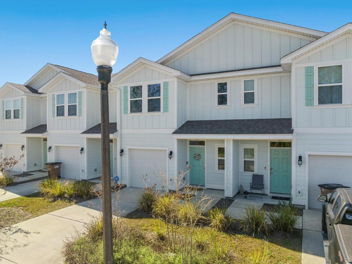 Scenic Pointe - Housity