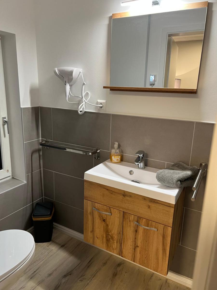 Pension am Schrotturm Bed & Breakfast - Housity