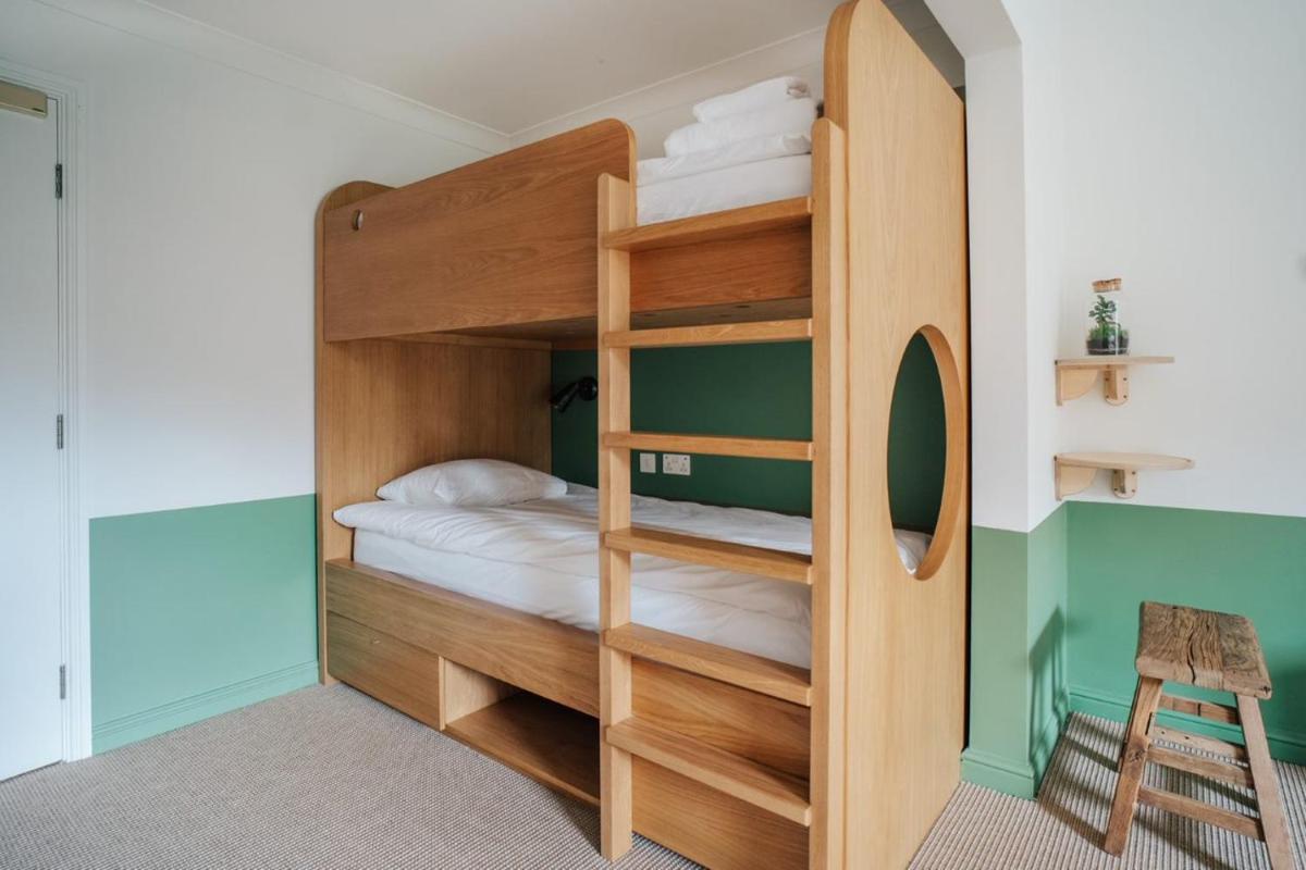 Birch Cheshunt - Housity