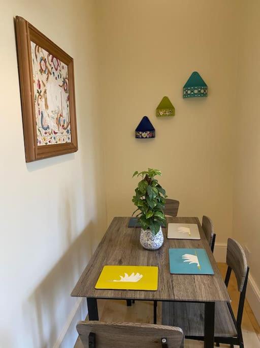 Large Bright apartment - Housity