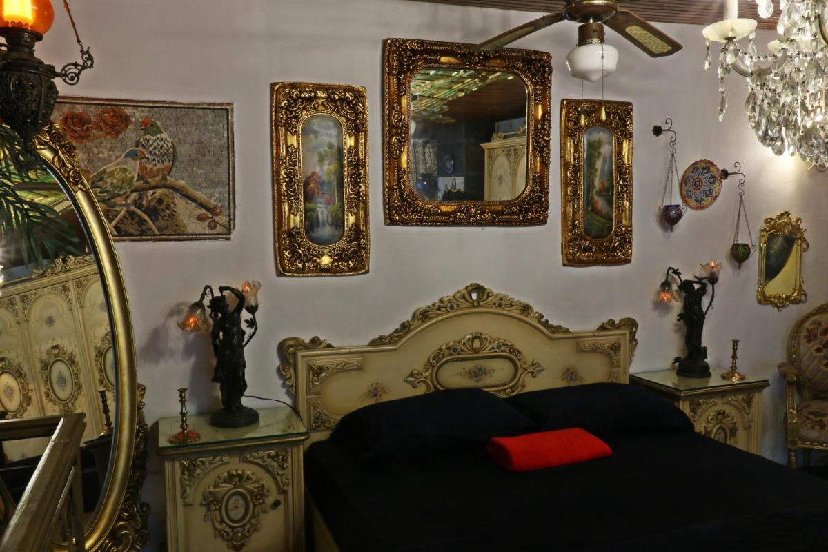 Antique Celtik House - Housity