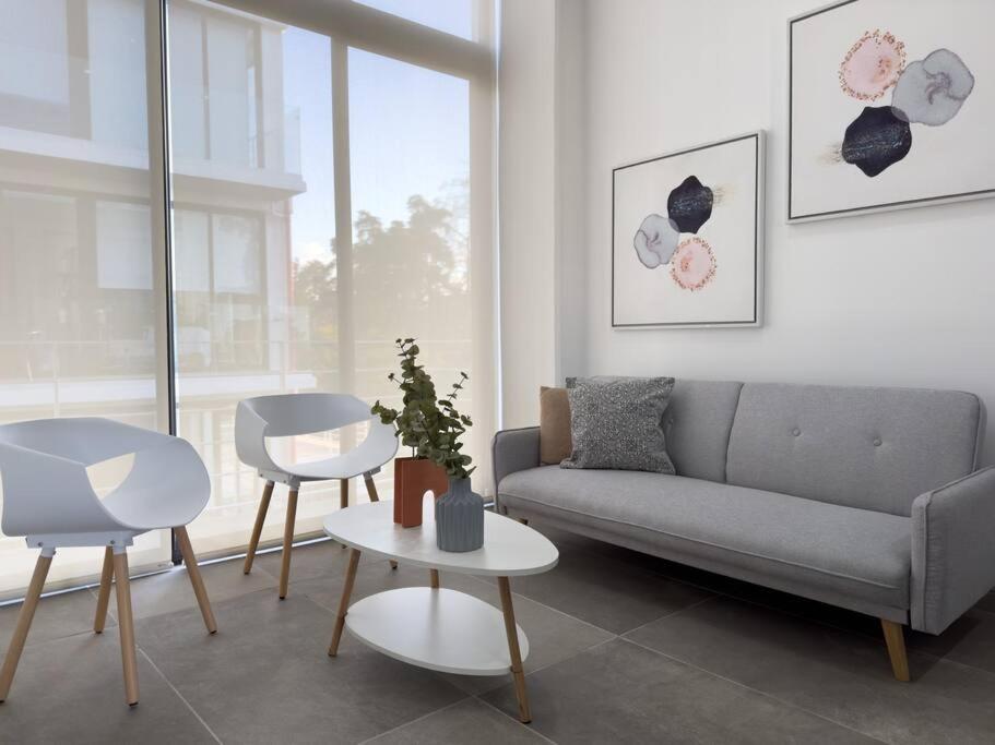 New! Beautiful 2 Bedroom Apartment in Cayala - Housity