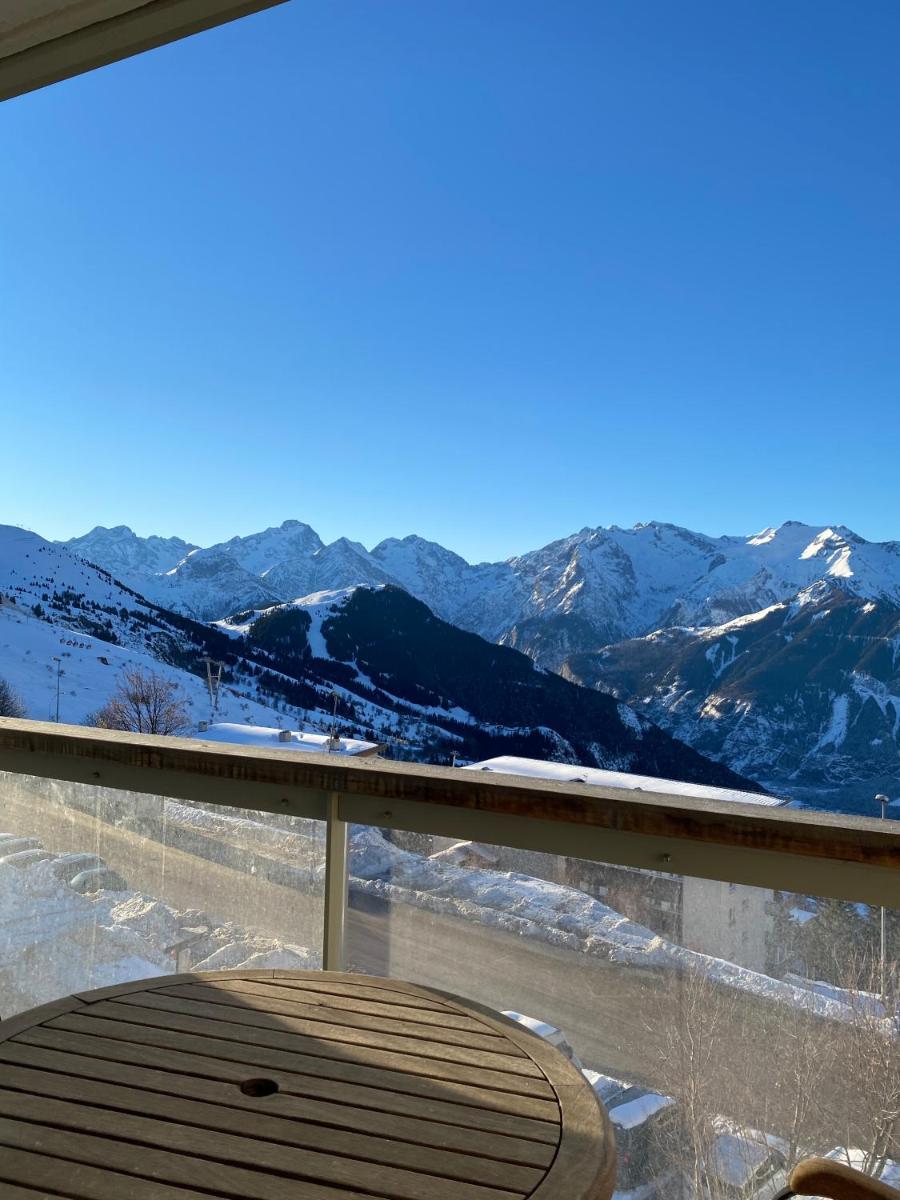 Suitetrails - Large apartment with breathtaking view at the foot of the slopes