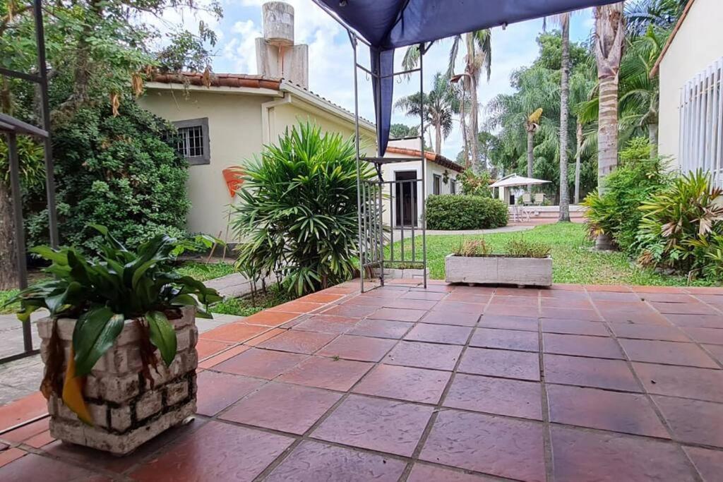 Casa quinta en la ruta 1 km 3.5 - Housity