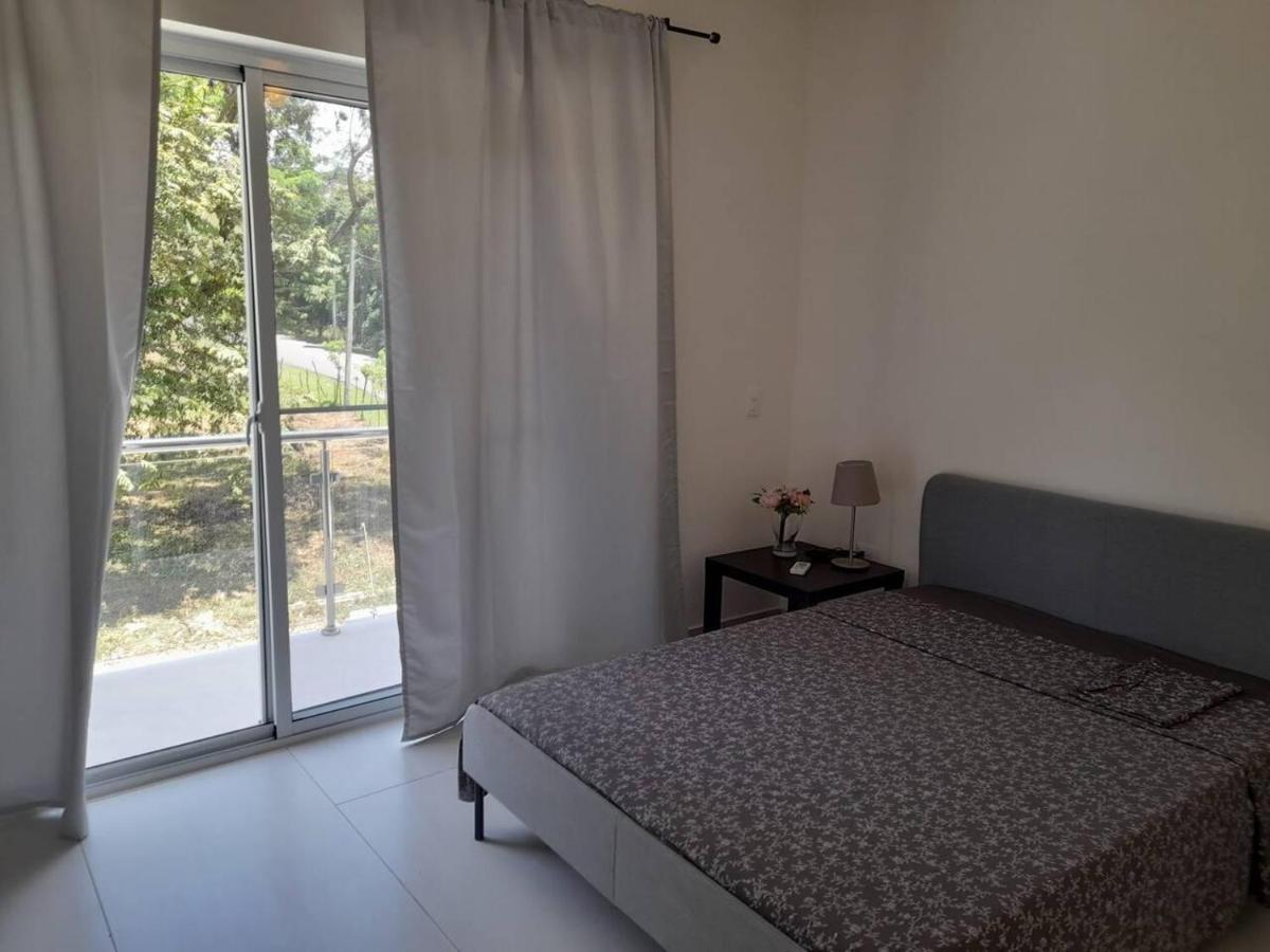 Sun And Sea House - Housity