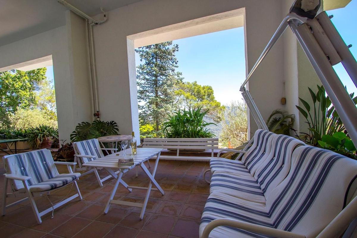 Catalunya Casas Mountain Escape with stunning views 40 km to Barna! - Housity