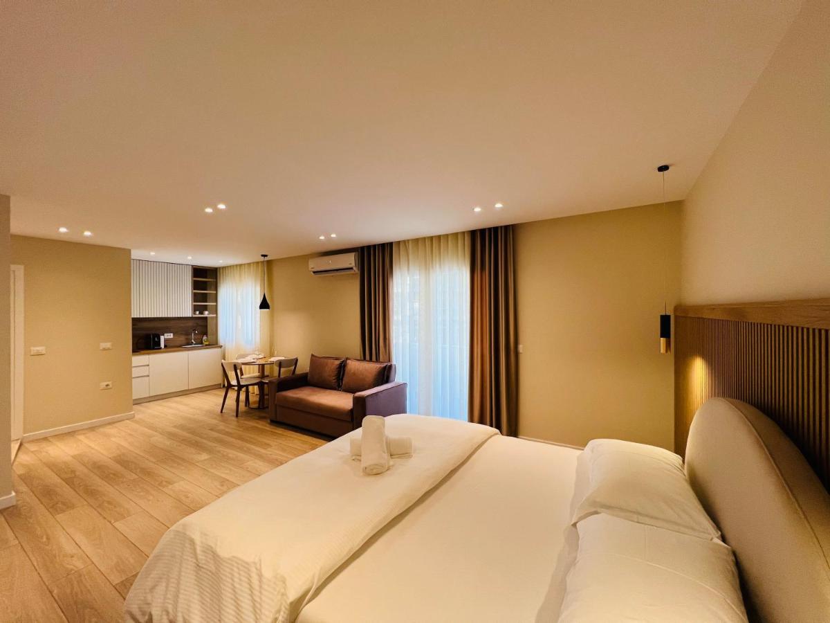 Tirana Center Hideaway - Housity