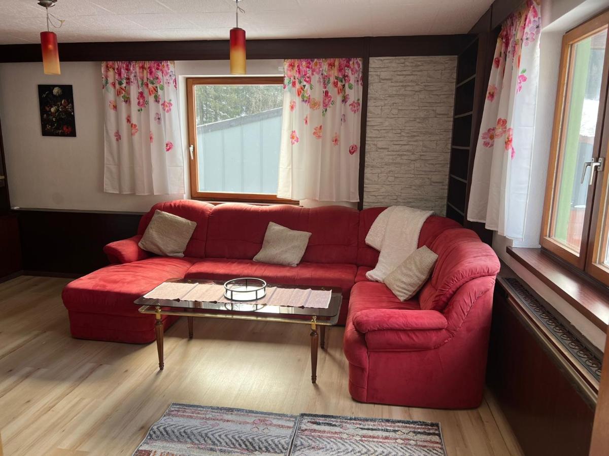 Sandys Ferienwohnung im Grünen - Housity