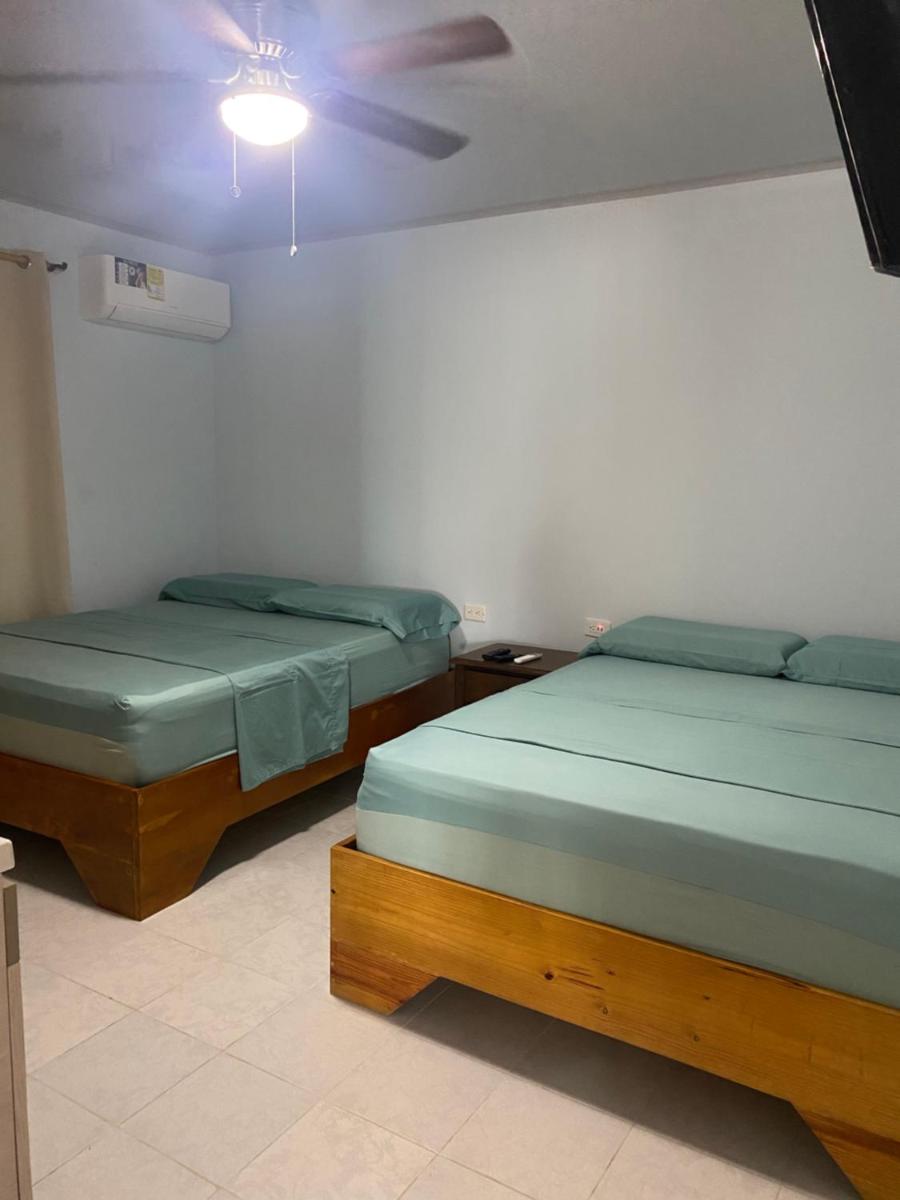 CASA DE PLAYA ROCKY CAY BAY - Housity