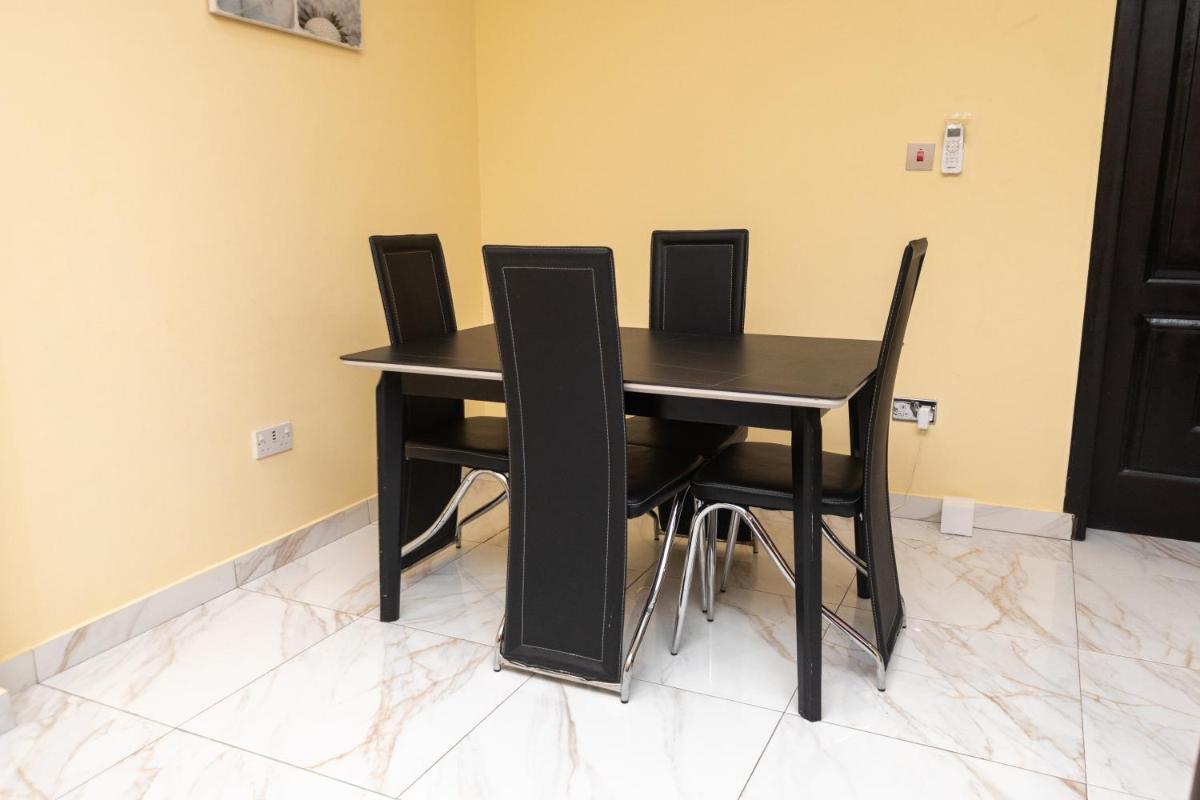 Executive One Bedroom Furnished Apartment - Housity