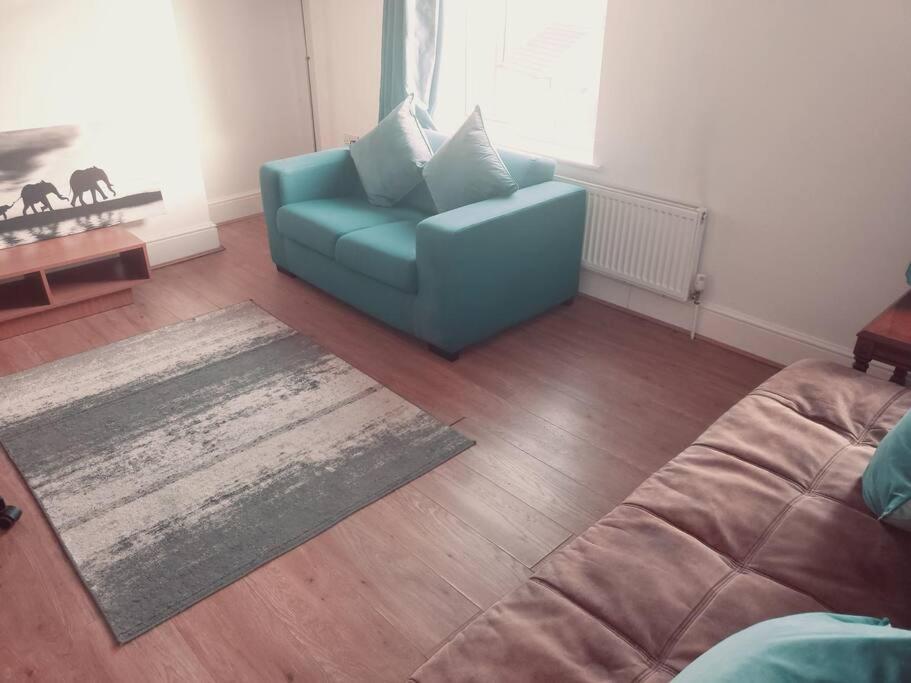 home from home entire flat - Housity