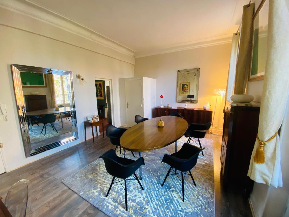 Coin salon dans l'établissement Hôtel Particulier Le 28 - Spa & Art Luxury Design by Alain Ducasse