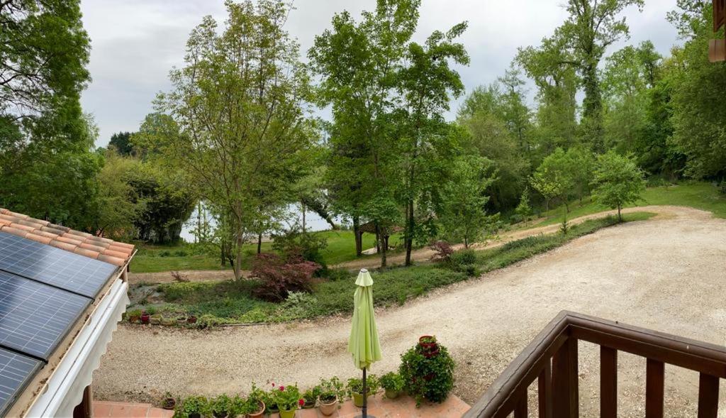 Gîte de pêche bord du lot - Housity