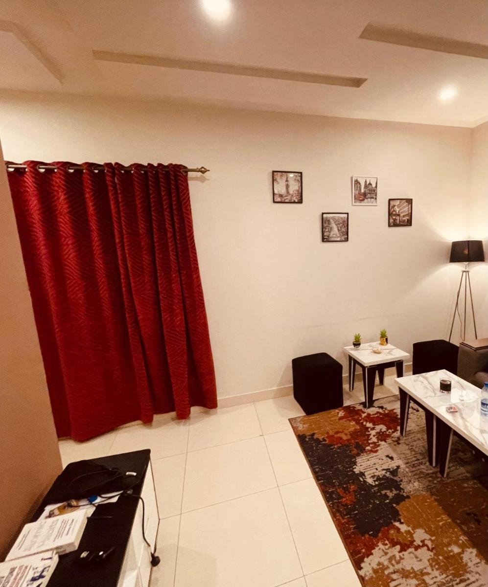 Aesthetic 2 bed apartment in-front of Giga Mall - Housity