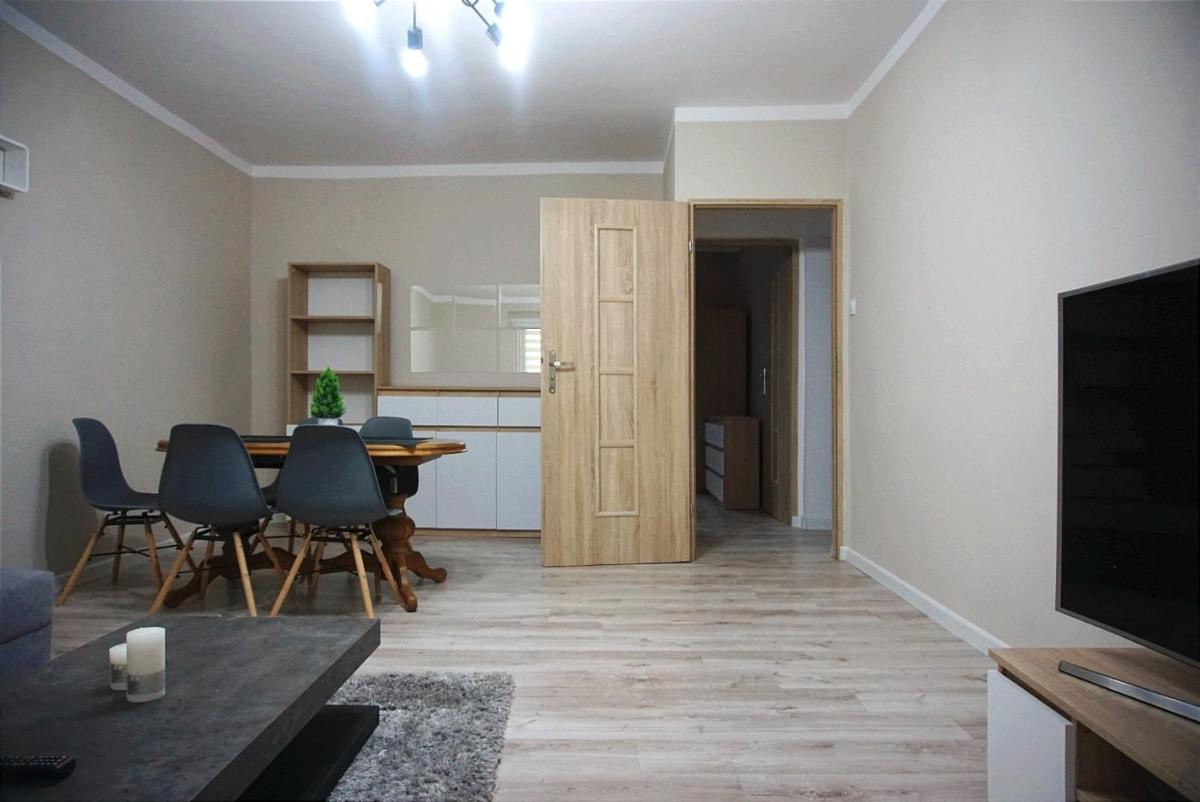 Pokoje gościnne - Housity