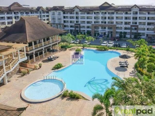 One Oasis A13 Shortwalk to Sm City Davao + free wifi+ Netflix - Housity