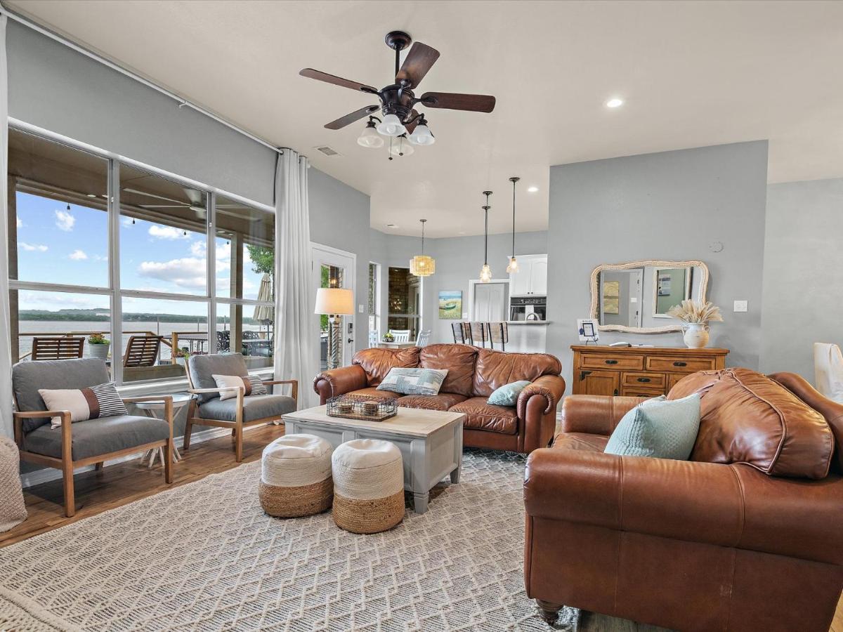 NEW! Renovated Lakefront Getaway - Dock & Deck - Housity