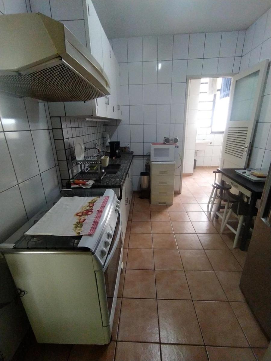 Regis House - Housity