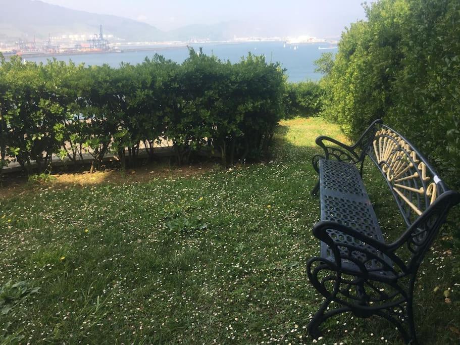 Flat with 160m of Garden Sea Views Bilbao-Getxo - Housity