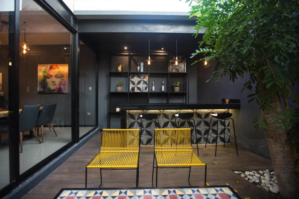 New York Style Town House - Housity