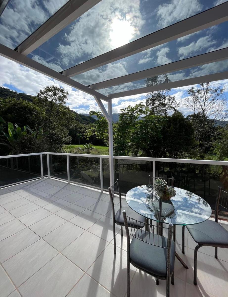 Loft com linda vista na Rota do Enxaimel - Housity