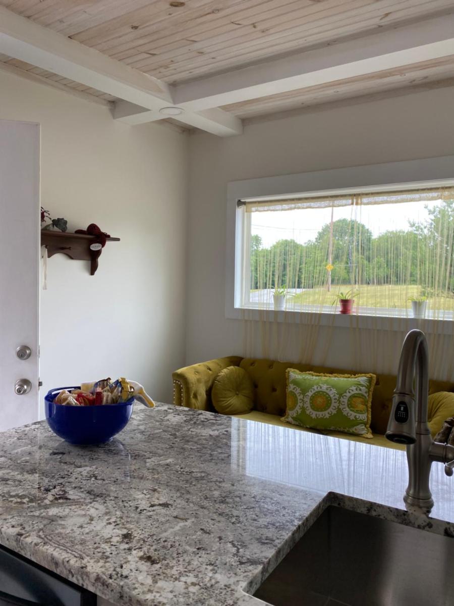 Just Right Tiny - Housity