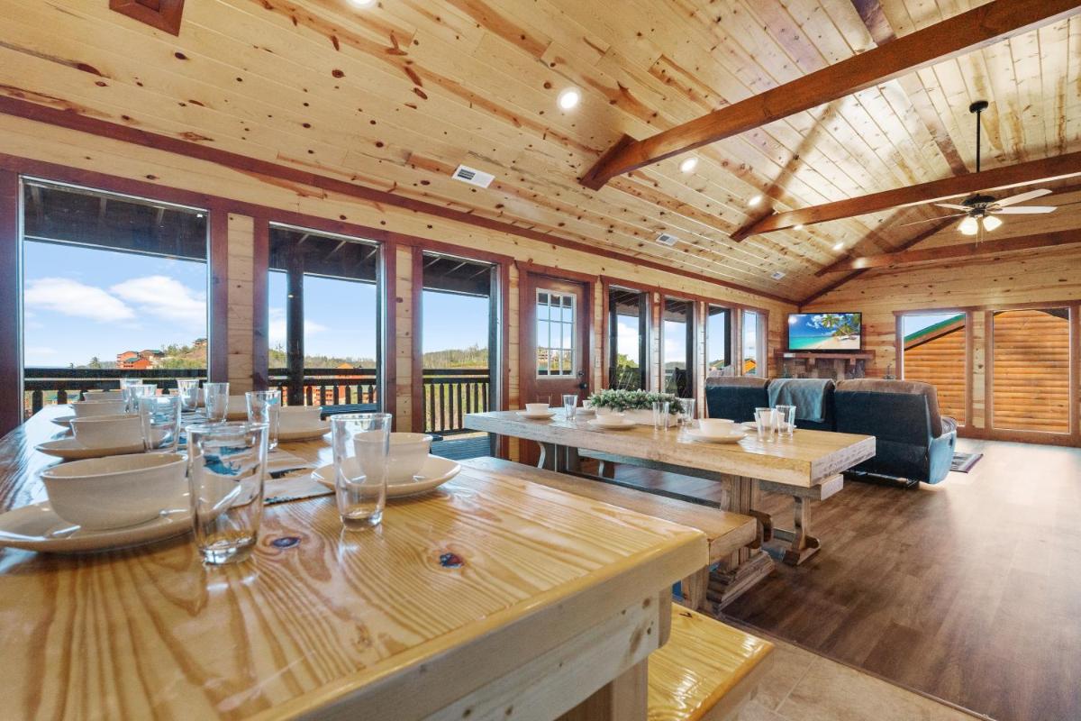 Splashing Heavenly Retreat - Housity