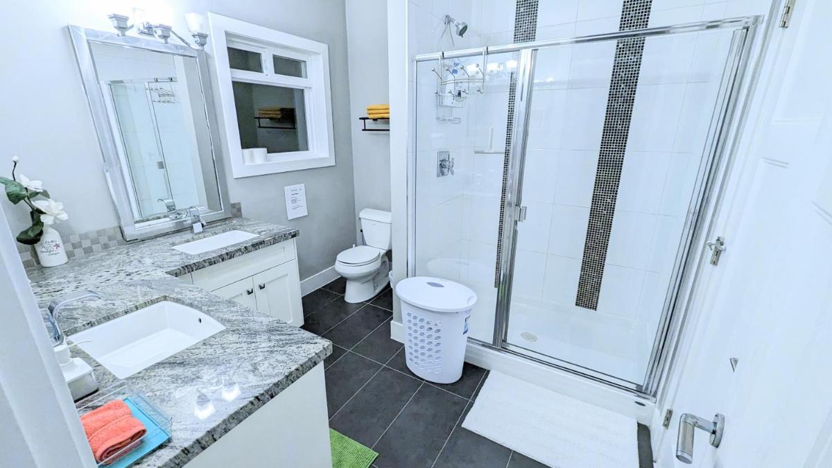 Spacious Forest Home - Hizvo