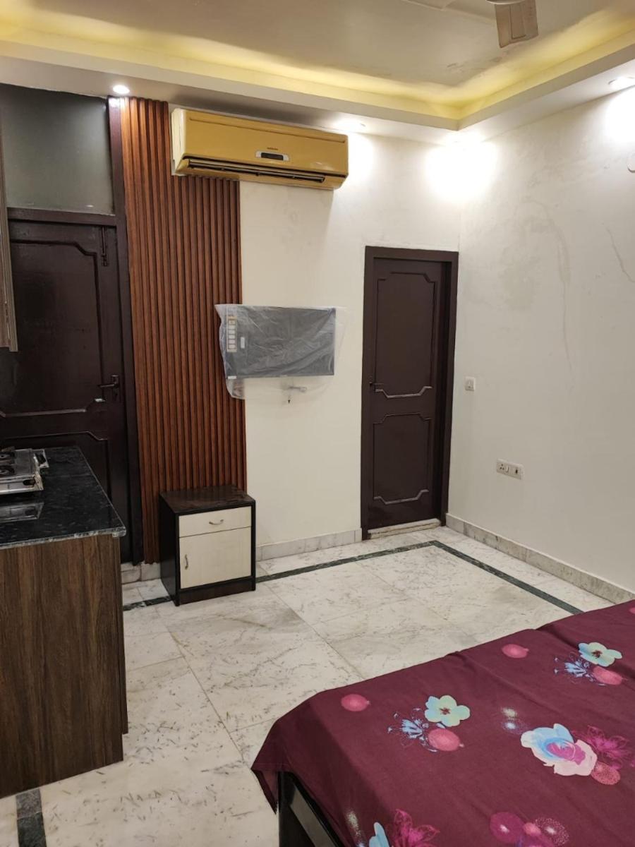 Sun Moon Residency and Apartments, Hotels in Rohini - Housity