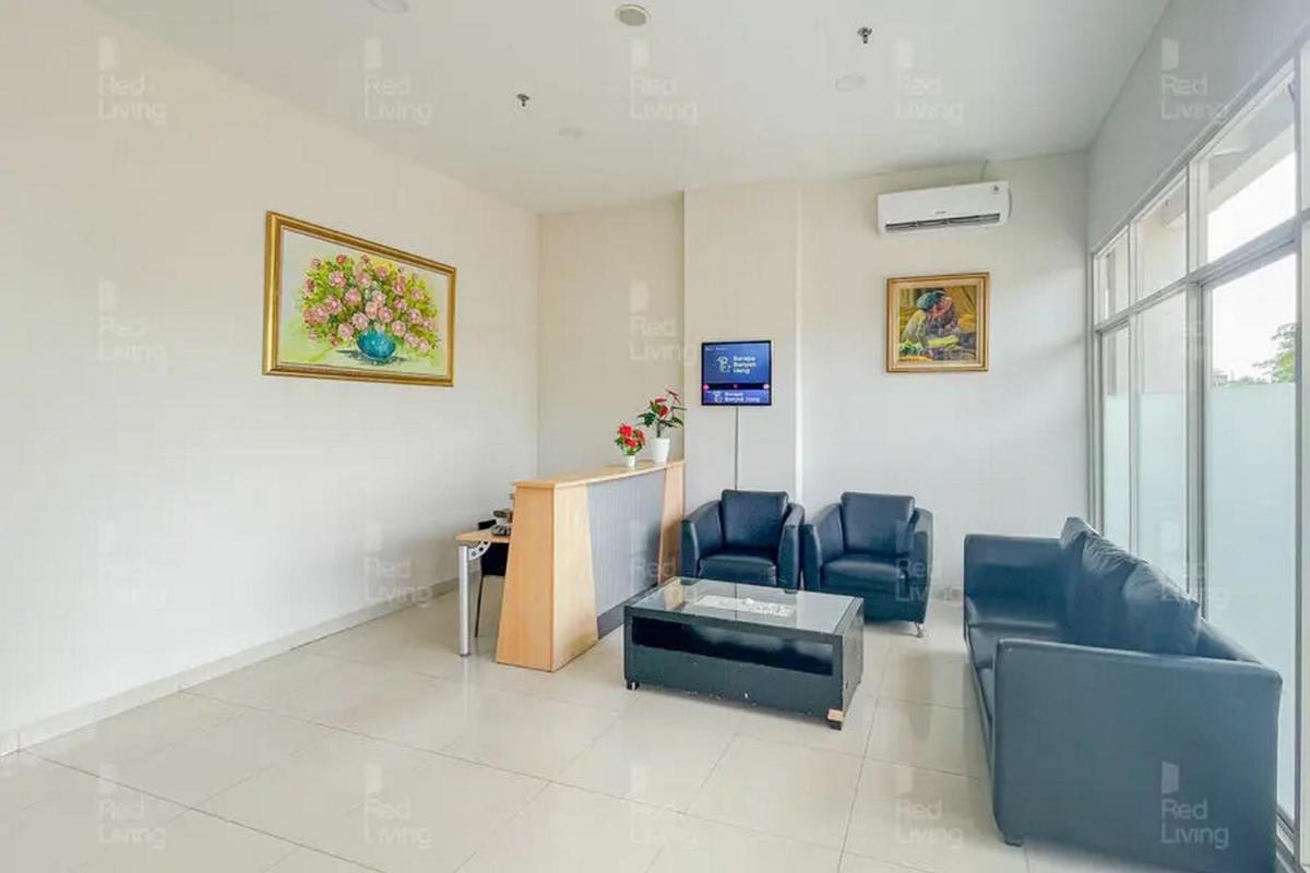 RedLiving Apartemen Green Lake View Cimanggis - WIN Property - Housity