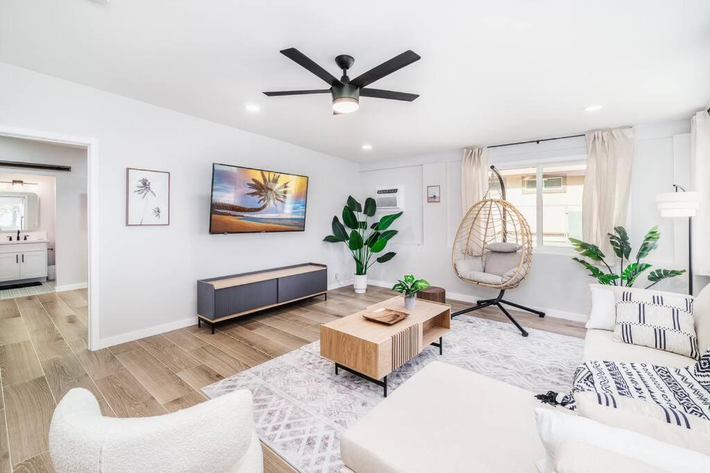 Beautiful Home North Shore Paradise Steps to Beach Unit A - Housity