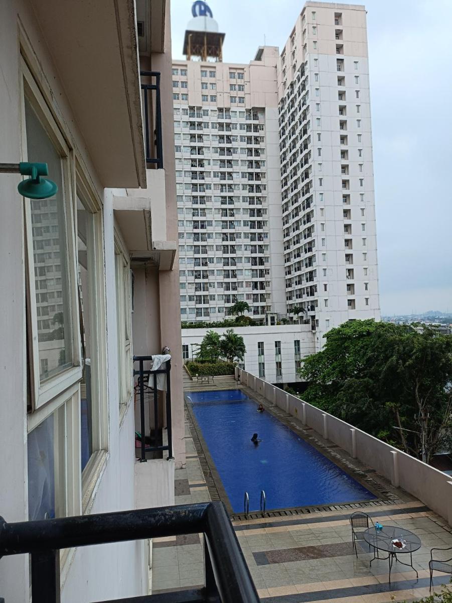 Boy sewa apartemen 4,5 - Housity