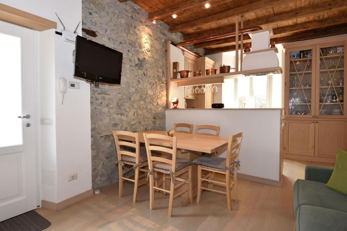 Bellagio Countryside Apartment - Housity
