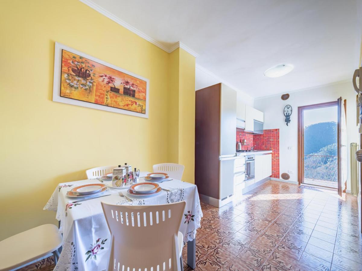 Alpi Apuane Panoramic Apartment - Housity