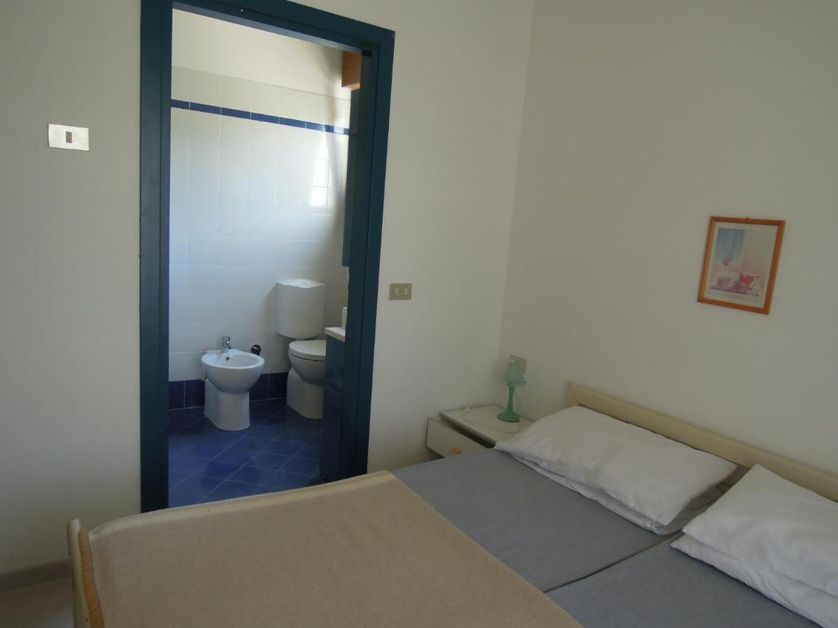 Two-room apartment with balcony and ac - Housity