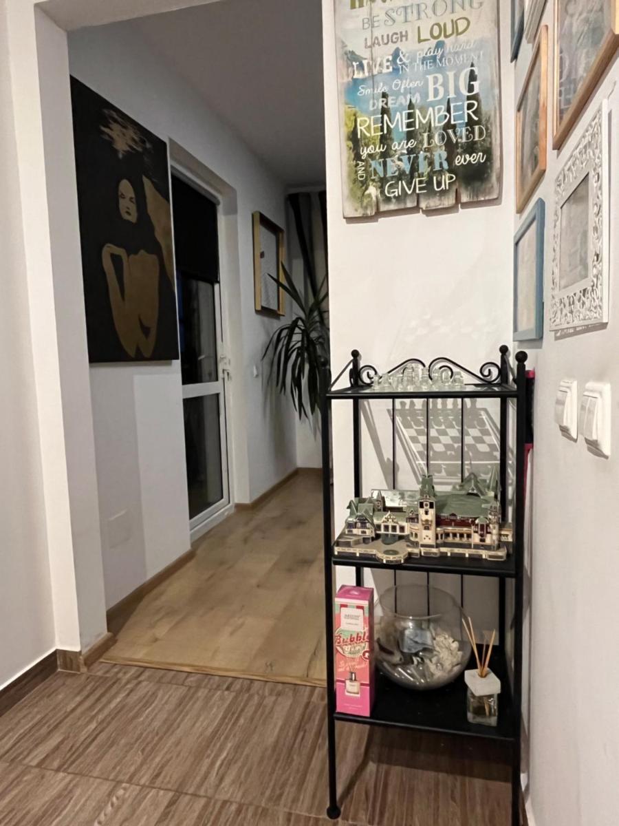 O mansarda intima :) - the intimate attic :) - Housity