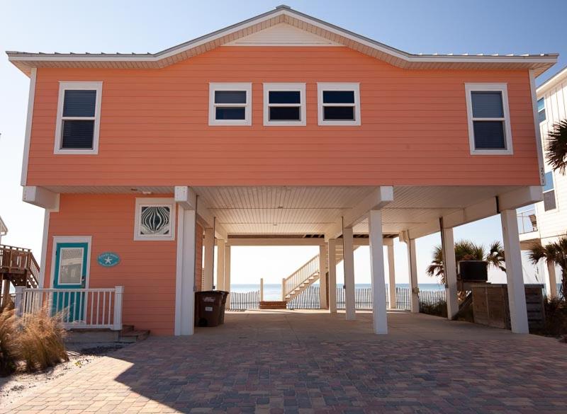 Coast Away - Housity