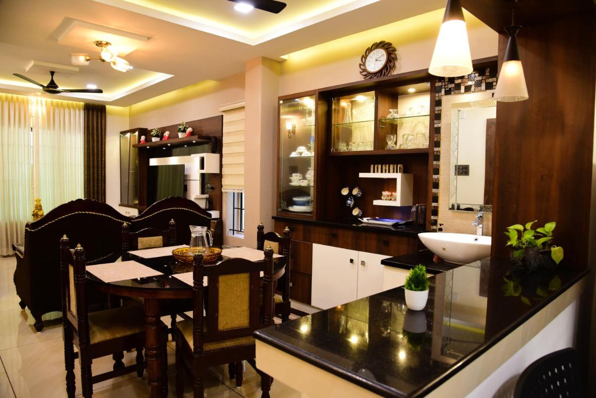 Ishaara Prime Villa - Personalized stay with amenities at heart of City - Housity