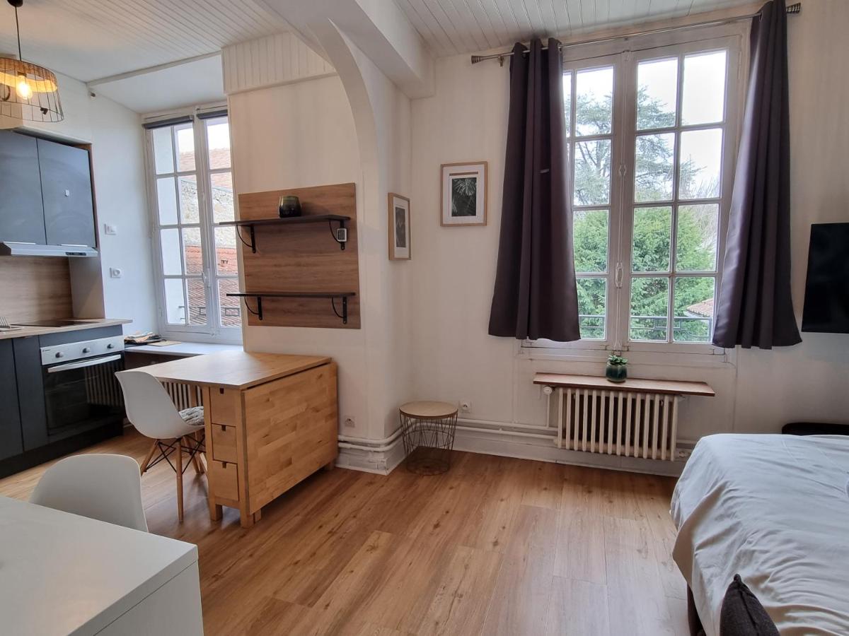 Studio calme avec jardin - Housity