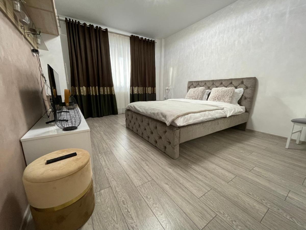 Q Luxury Palas Mall - Housity