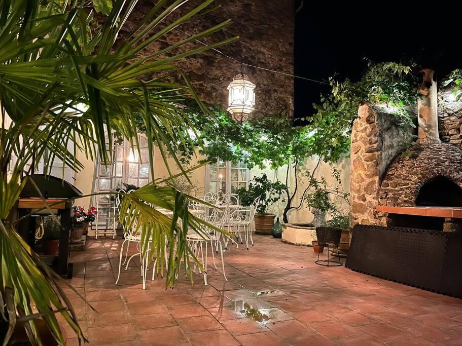 La Maison de Mama C: Charming french village home - Housity