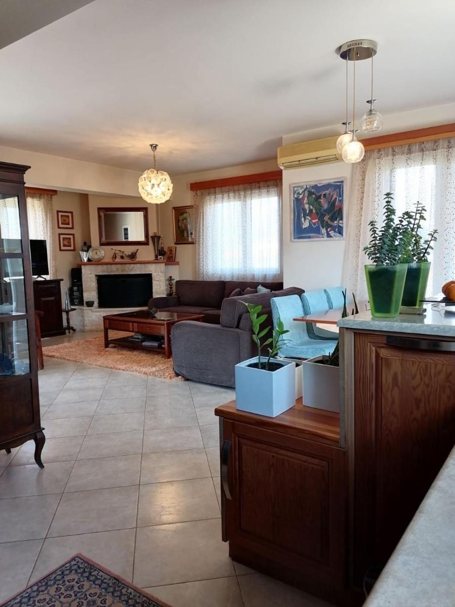 Homey Family ArtAki - Housity