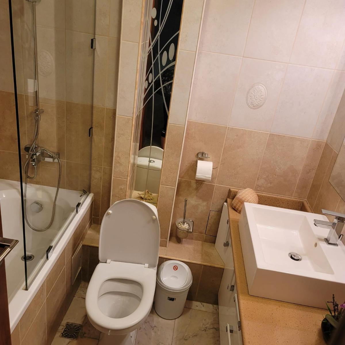 West Guest Apartments - Housity