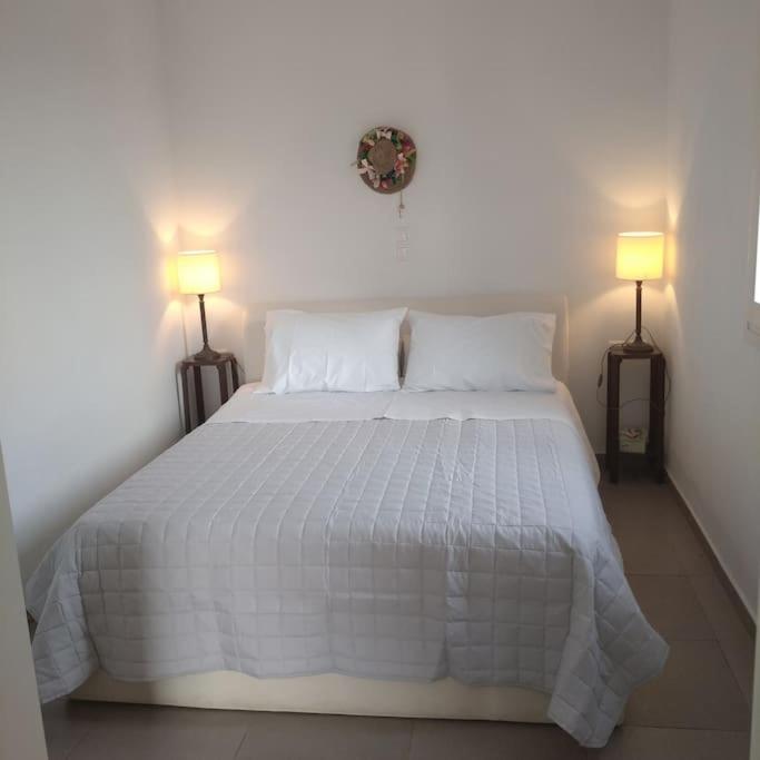 Kythnos - Loutra- House - Housity